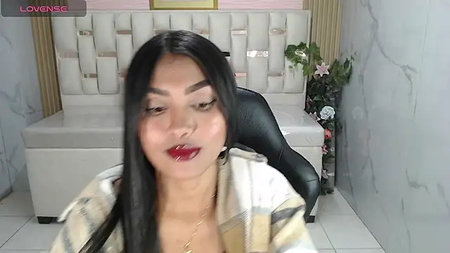 lissandra s online show from November 13, 8:41 pm