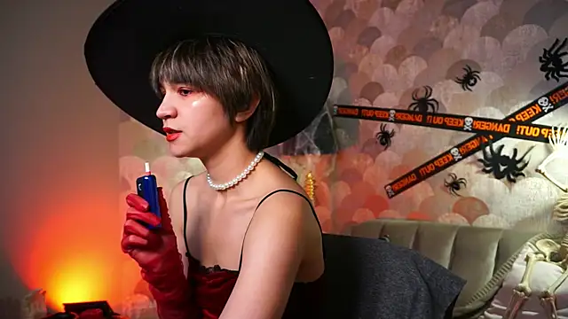 sandzu  online show from October 27, 8:25 pm