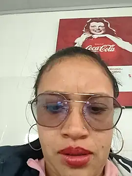 Snapshot of MILA__06 chatting on October 7, 4:44 pm MILA 06 online show from October 7, 4:44 pm