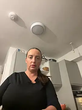 QueenStacyxox online show from October 3, 9:09 pm