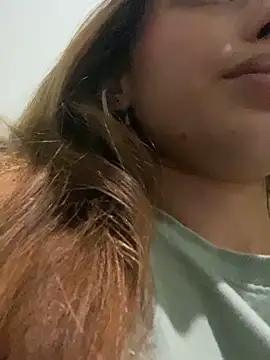 loirinhaaa online show from November 23, 1:41 am