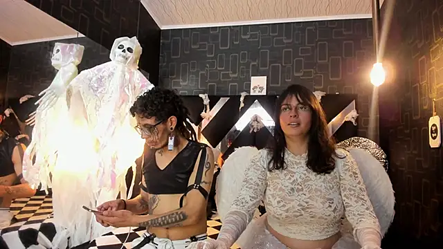 Alien high online show from October 15, 7:38 pm