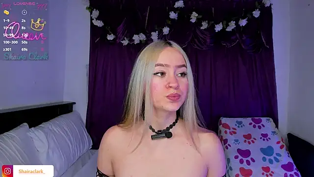 Shairaclark  online show from June 27, 3:40 am