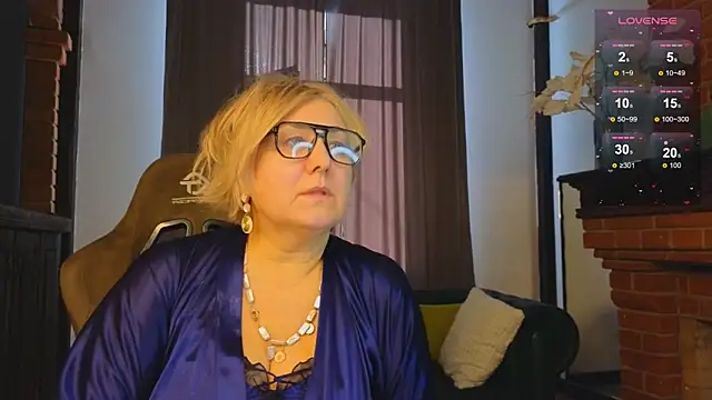 Marta Wils online show from October 24, 3:46 am