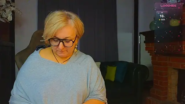 Marta Wils online show from October 29, 4:17 am