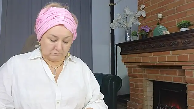 Snapshot of Marta_Wils chatting on October 14, 4:26 am Marta Wils online show from October 14, 4:26 am
