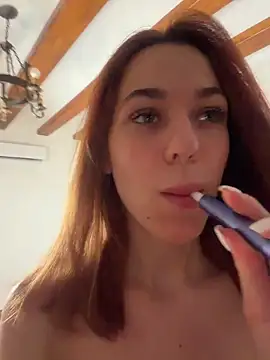 MollyXoXo online show from June 28, 1:28 pm