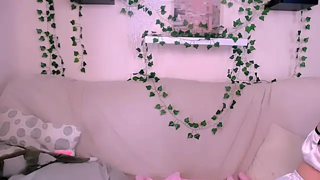 Snapshot of MollyKissy chatting on September 26, 8:01 am MollyKissy online show from September 26, 8:01 am