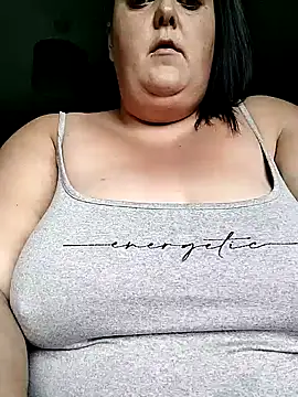 Snapshot of SassyClassyxox chatting on September 19, 9:19 am SassyClassyxox online show from September 19, 9:19 am