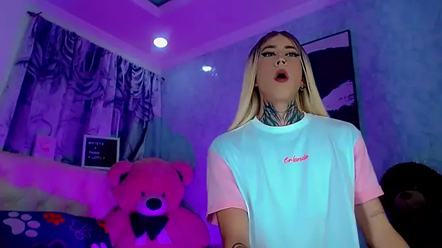 Julia Bulette1 online show from June 28, 1:23 am