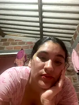 lunasexyhot18 online show from September 19, 6:40 pm