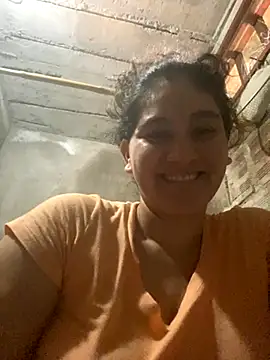 lunasexyhot18 online show from October 19, 8:22 pm