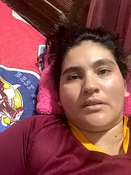 lunasexyhot18 online show from November 6, 12:27 am