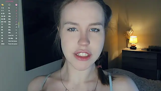 MaliaBourraine online show from December 21, 7:12 am