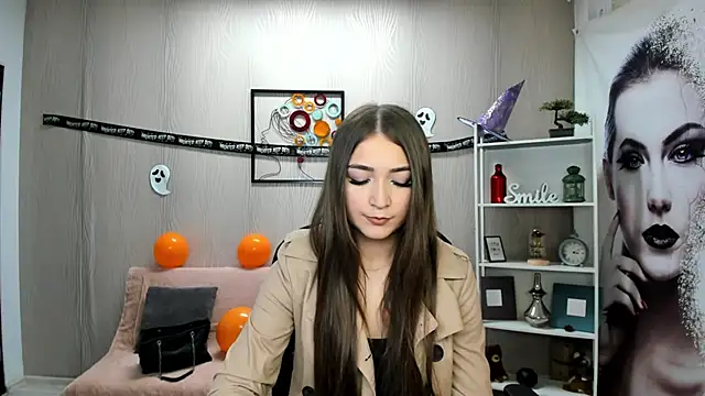 EllaClarke online show from October 29, 12:09 pm