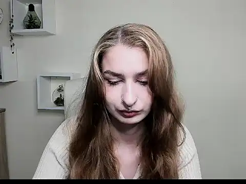 Snapshot of NinaBlond1 chatting on October 16, 5:43 am NinaBlond1 online show from October 16, 5:43 am