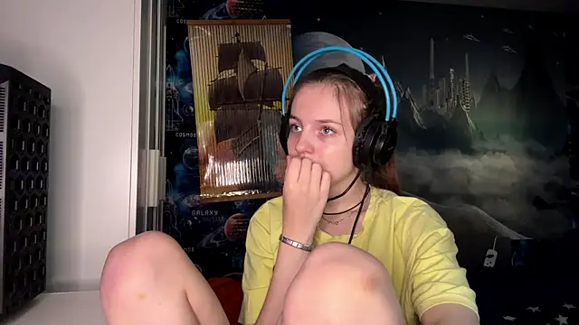 Elira Breeze online show from November 2, 12:19 pm