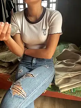 phuongxinhxan online show from May 2, 1:53 am