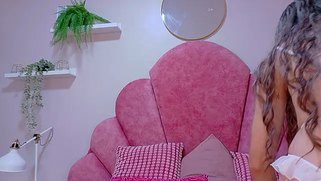 MyApril   online show from March 6, 12:55 pm