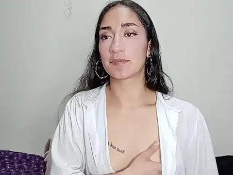 Miia  strog online show from December 1, 10:12 pm