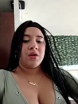 Snapshot of Cloe_27 chatting on October 1, 8:58 pm Cloe 27 online show from October 1, 8:58 pm