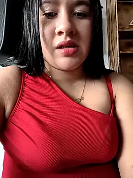Snapshot of Cloe_27 chatting on October 4, 9:30 pm Cloe 27 online show from October 4, 9:30 pm