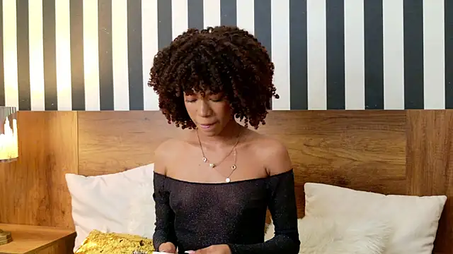 Stellaciel  online show from October 23, 10:49 pm