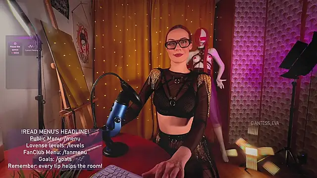 Giantess Eva online show from May 14, 7:09 pm