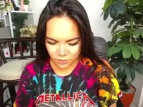 Snapshot of AngelitaDeputouch chatting on October 11, 12:37 am AngelitaDeputouch online show from October 11, 12:37 am