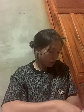 Halyy xx online show from October 16, 11:46 am