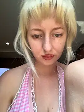 RonnieKiss online show from December 1, 6:39 am