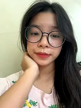 Snapshot of mau15_ chatting on September 25, 2:16 pm mau15 online show from September 25, 2:16 pm