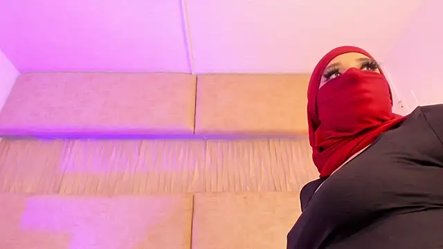  Malak online show from February 25, 7:01 pm