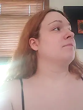 Snapshot of bigbutttmilf chatting on September 19, 10:31 pm bigbutttmilf online show from September 19, 10:31 pm