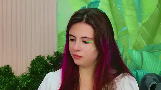 Akira Halls online show from December 21, 8:35 pm