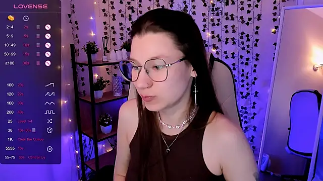 LinaBlossom  online show from June 10, 2:55 am