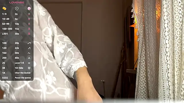 SabrinaFolts online show from October 22, 3:06 pm