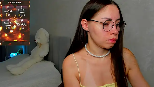 fun nd bun online show from July 29, 2:33 am