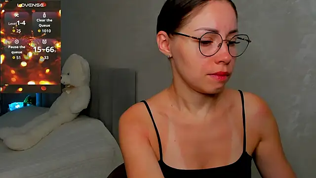 fun nd bun online show from August 2, 2:47 am
