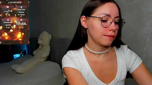 fun nd bun online show from July 13, 2:34 am