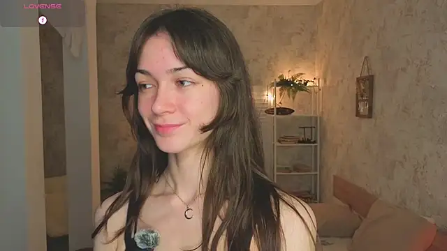 ReneeLippeatt online show from November 5, 7:30 pm