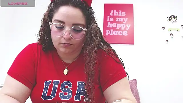 AmandaaWats online show from March 18, 6:57 pm