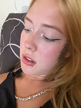 Ayla wiens online show from March 19, 5:39 pm