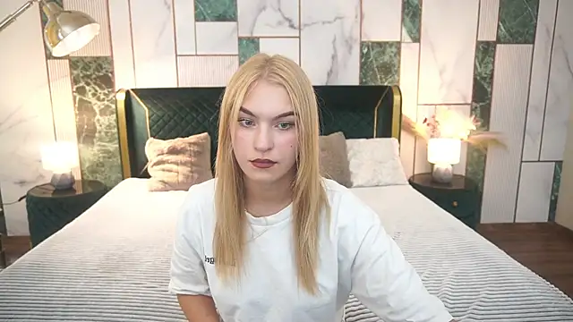 AlinaLiii online show from July 26, 12:24 pm