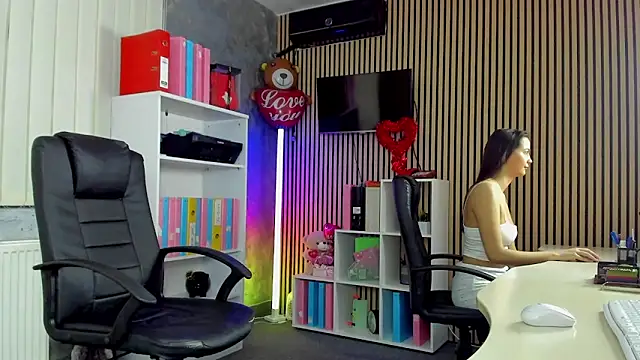 OfficeGirls online show from June 11, 12:32 am