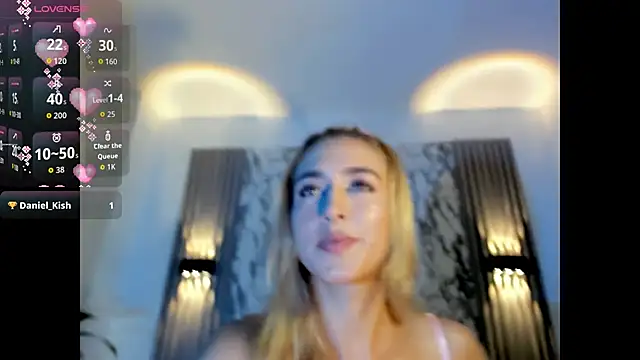 Dulcinea 2 online show from December 15, 7:19 pm