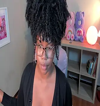 kehlannis  online show from February 21, 7:58 pm