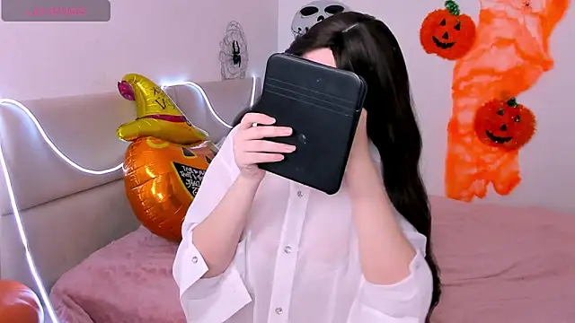 AishaAysitt online show from October 31, 3:19 am