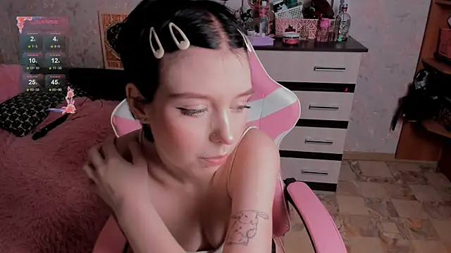 Snapshot of margopink chatting on October 13, 5:15 pm margopink online show from October 13, 5:15 pm