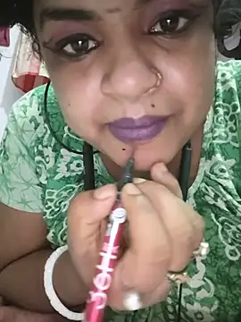 Deborbhavi222 online show from July 11, 6:30 pm